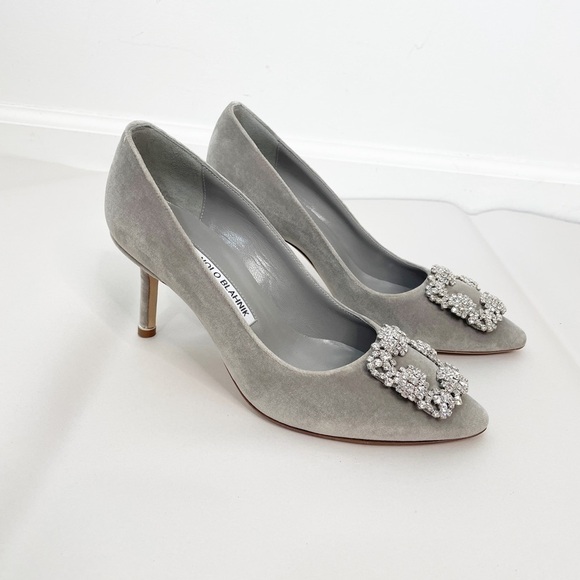 Worn Once Manolo Blahnik 85 Velvet Hangisi Crystal Pumps